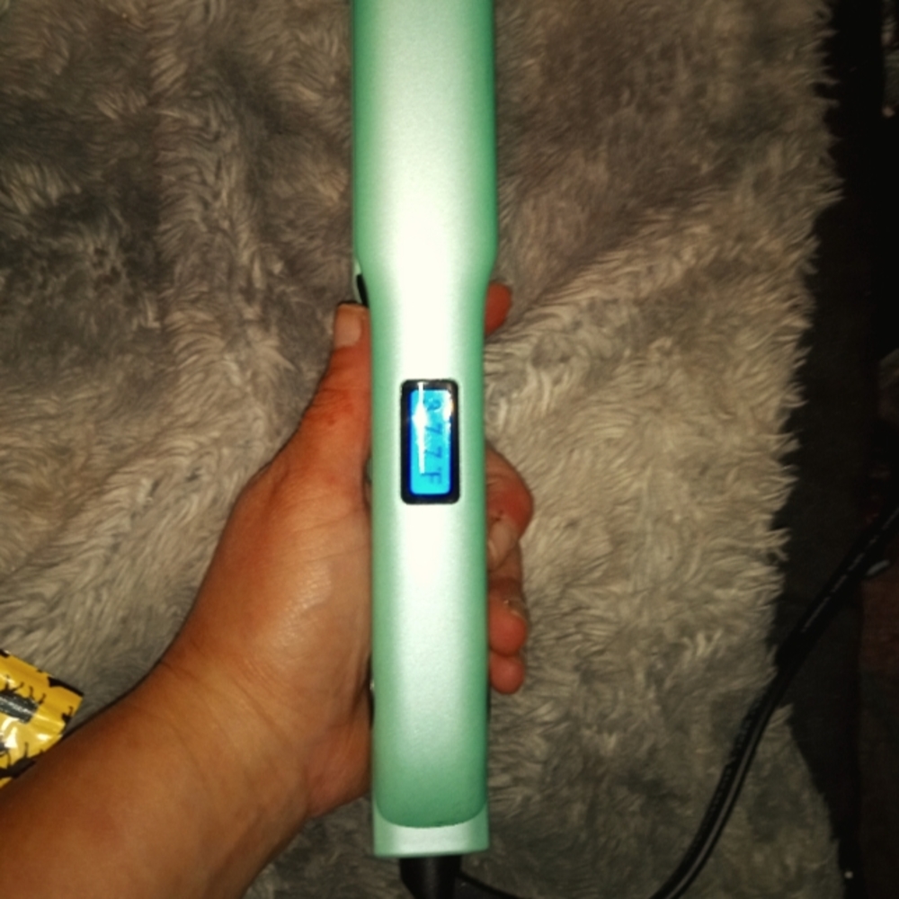 Chi hair flat iron